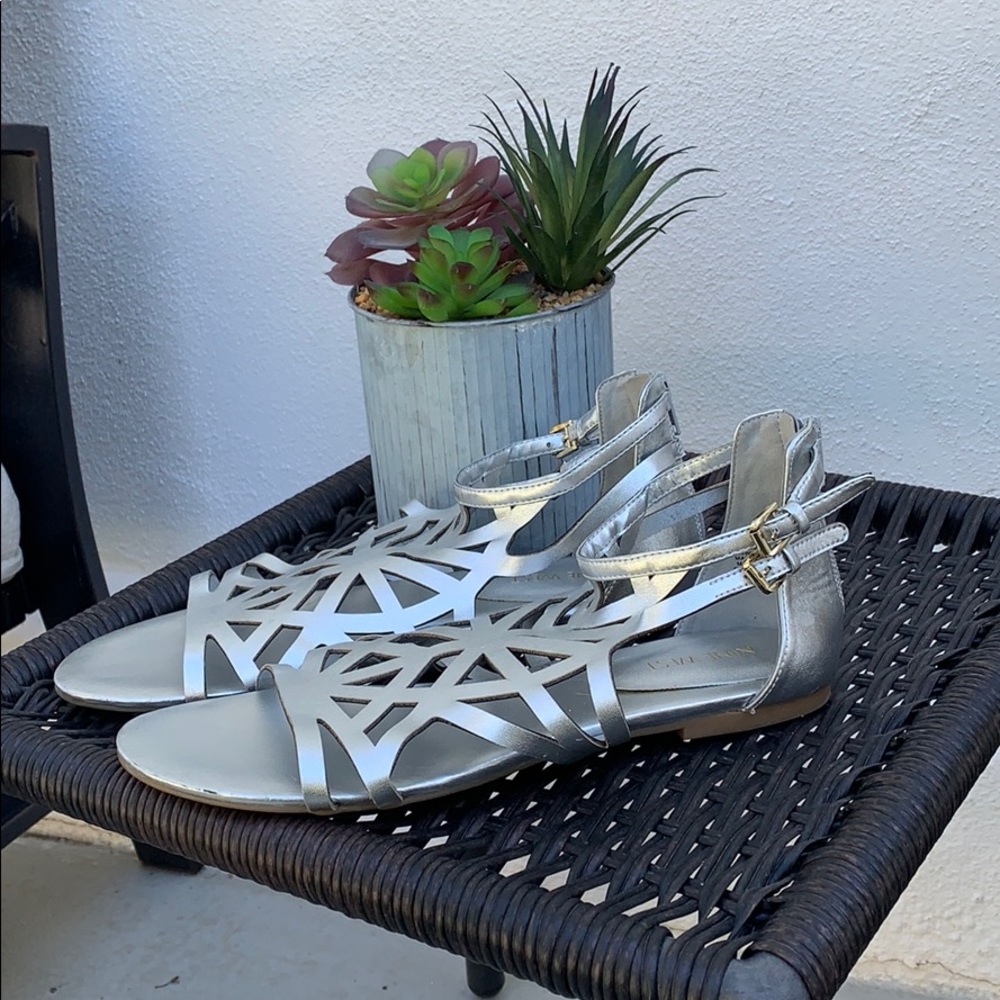 {Nine West}Women’sSz 8.5 SilverDelicacySandal